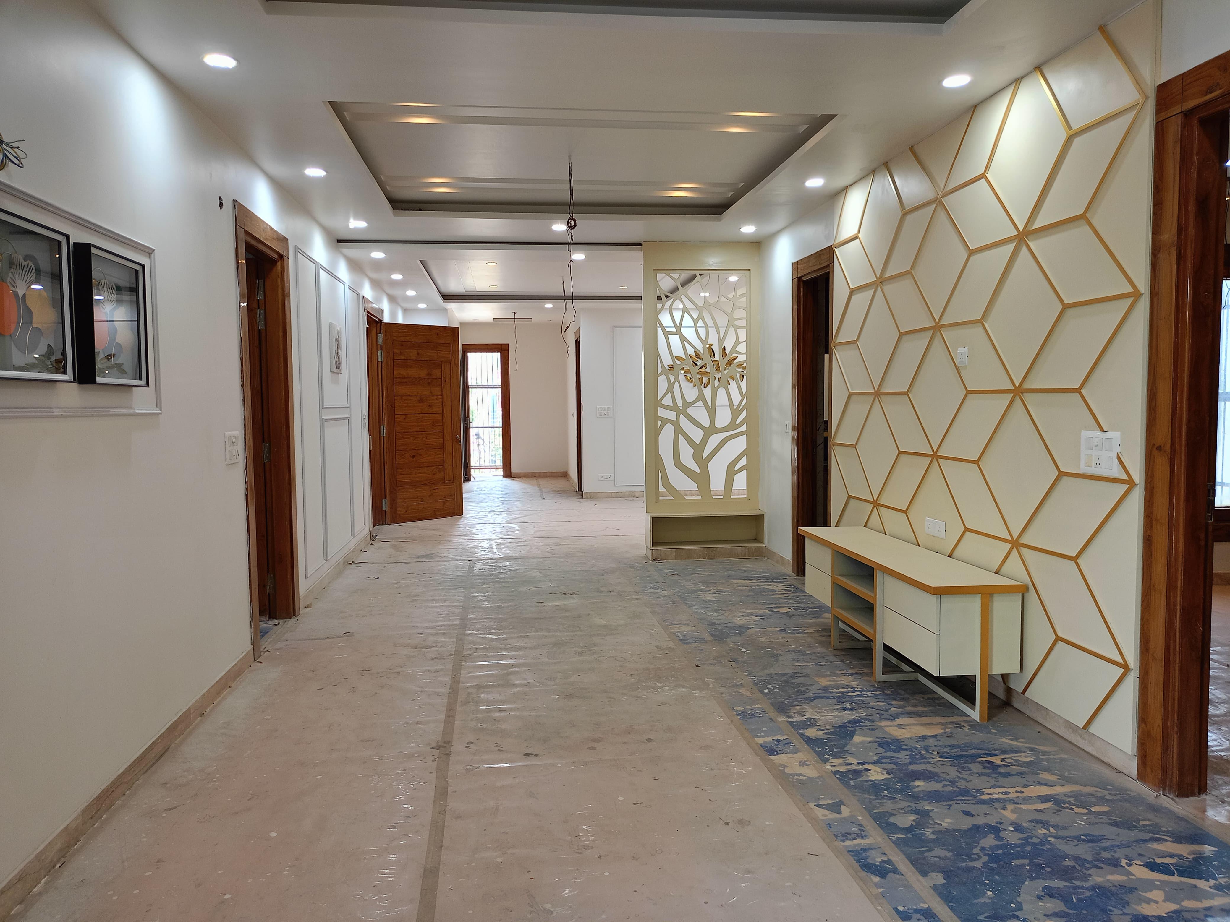 5 BHK Builder Floor in Niti Khand, Ghaziabad for Sale