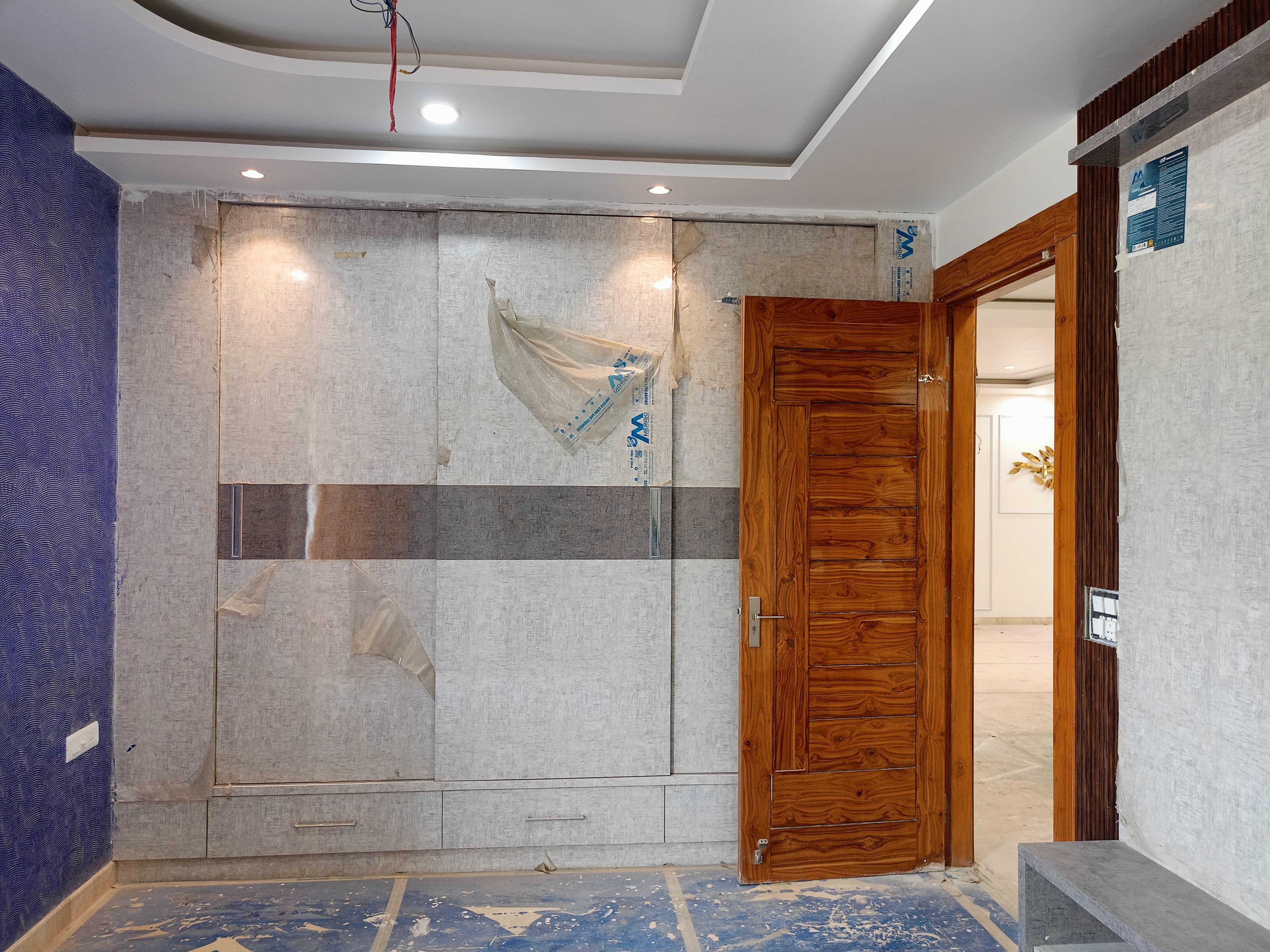 5 BHK Builder Floor in Niti Khand, Ghaziabad for Sale