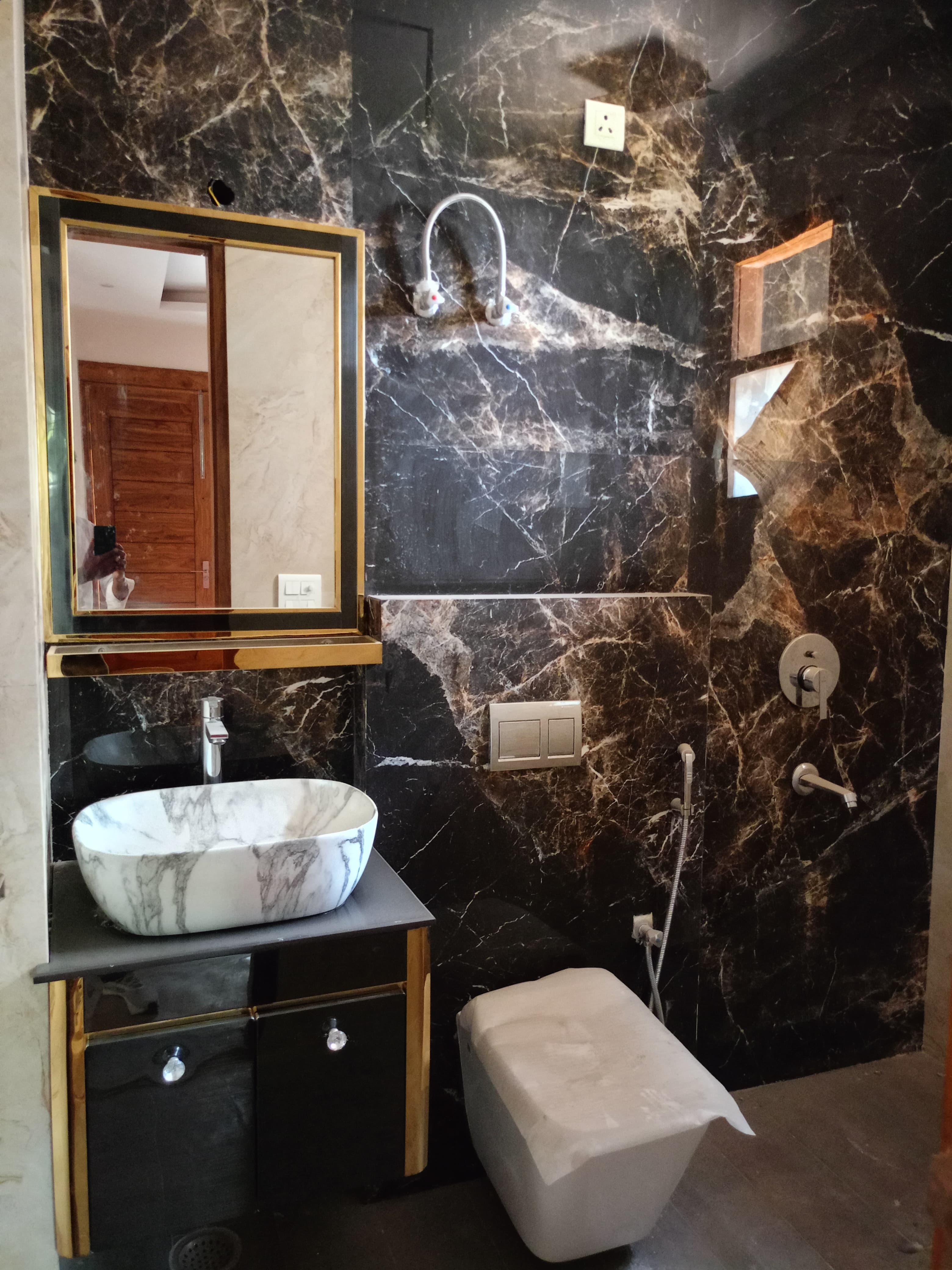 5 BHK Builder Floor in Niti Khand, Ghaziabad for Sale