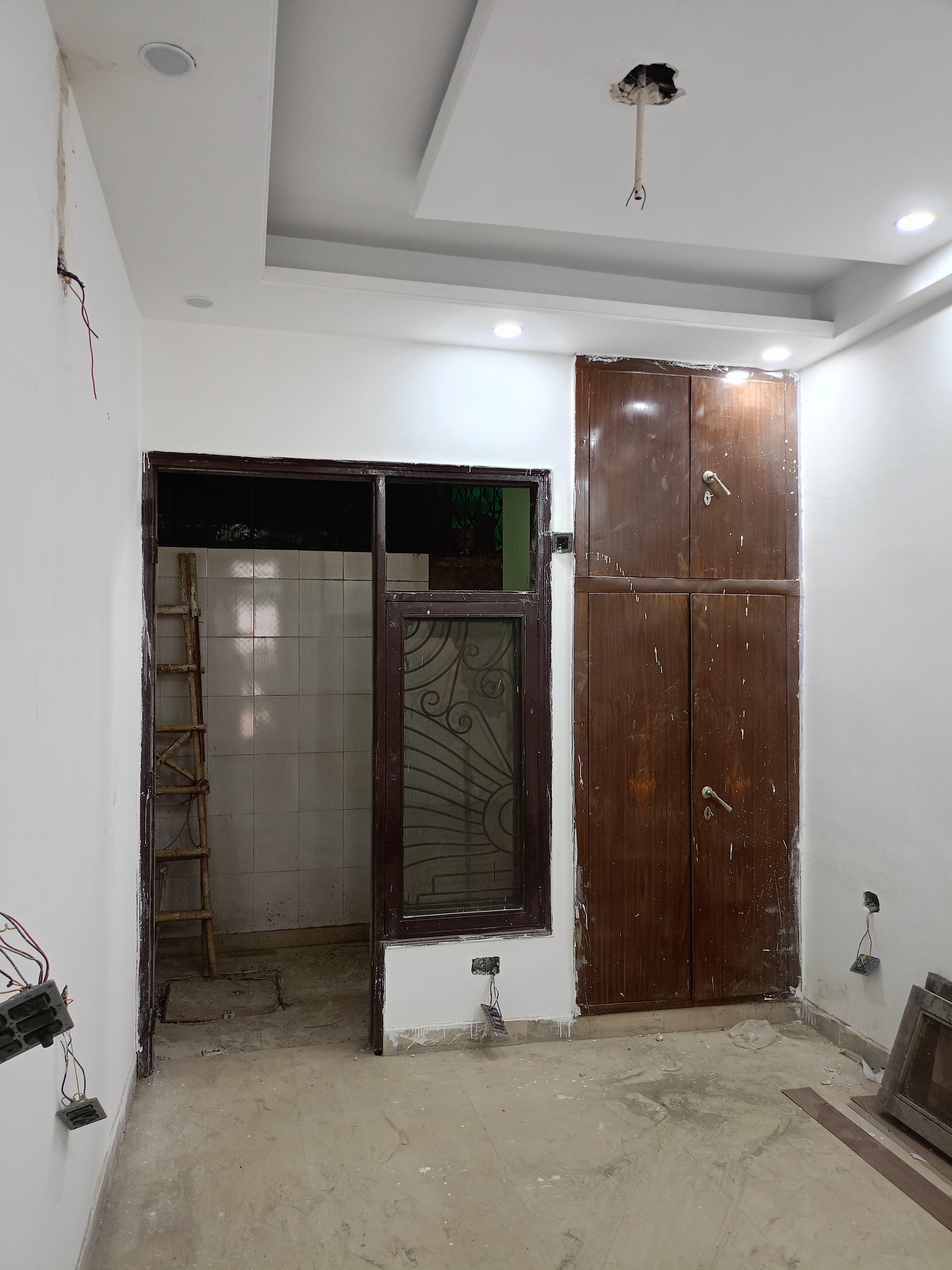 3 BHK Property For Resale in Shakti Khand Indirapuram
