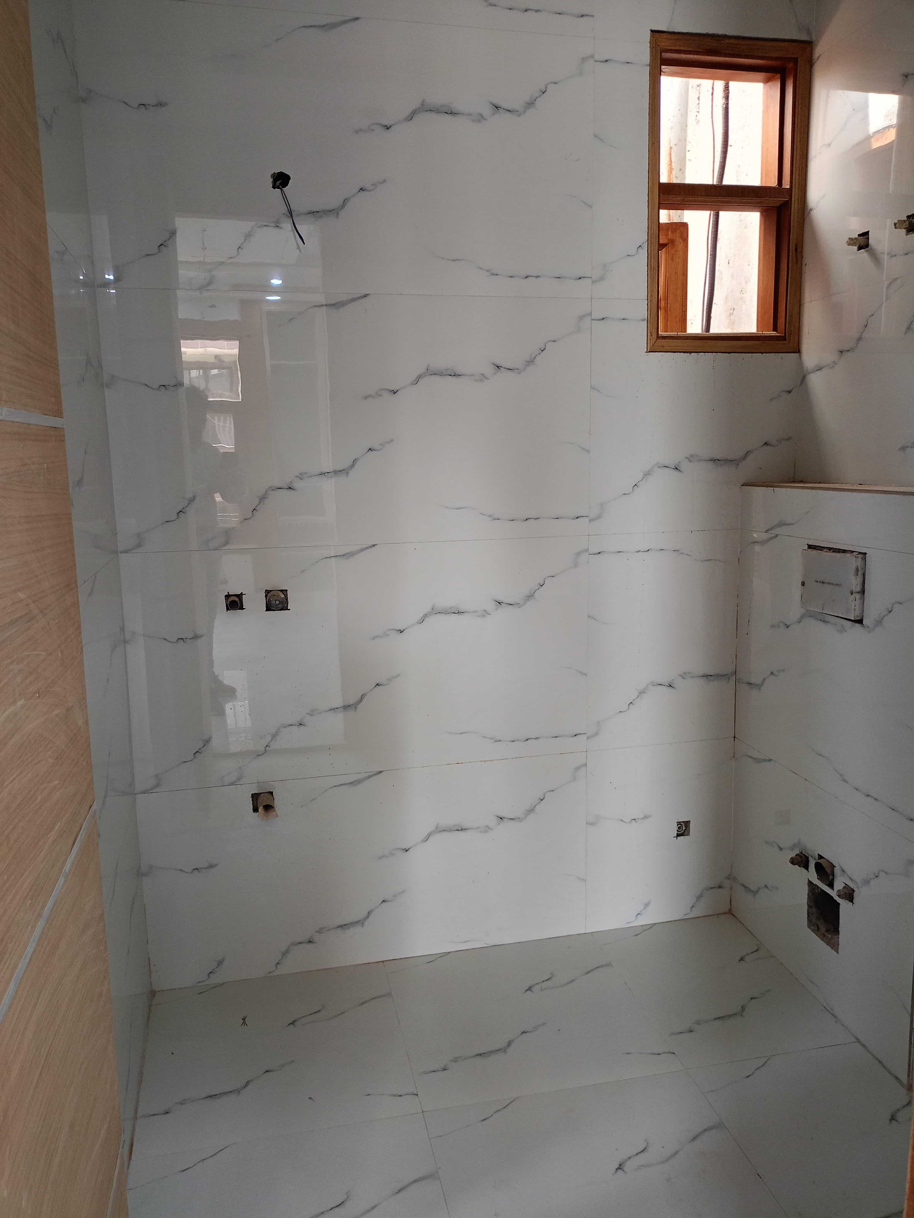 3 BHK Independent Floor in Shakti Khand Indirapuram For Sale