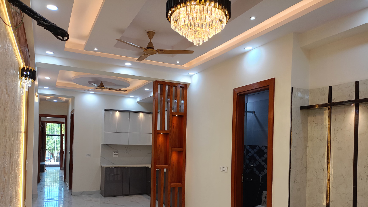 2 bhk property in niti khand 3