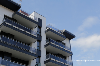 2 bhk property in niti khand 3