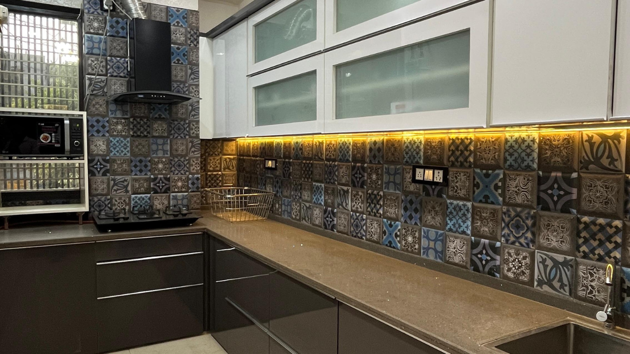 2 bhk property in niti khand 3