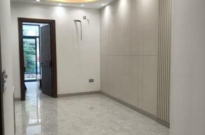 3 BHK Flat for Sale in Niti Khand Indirapuram, Ghaziabad