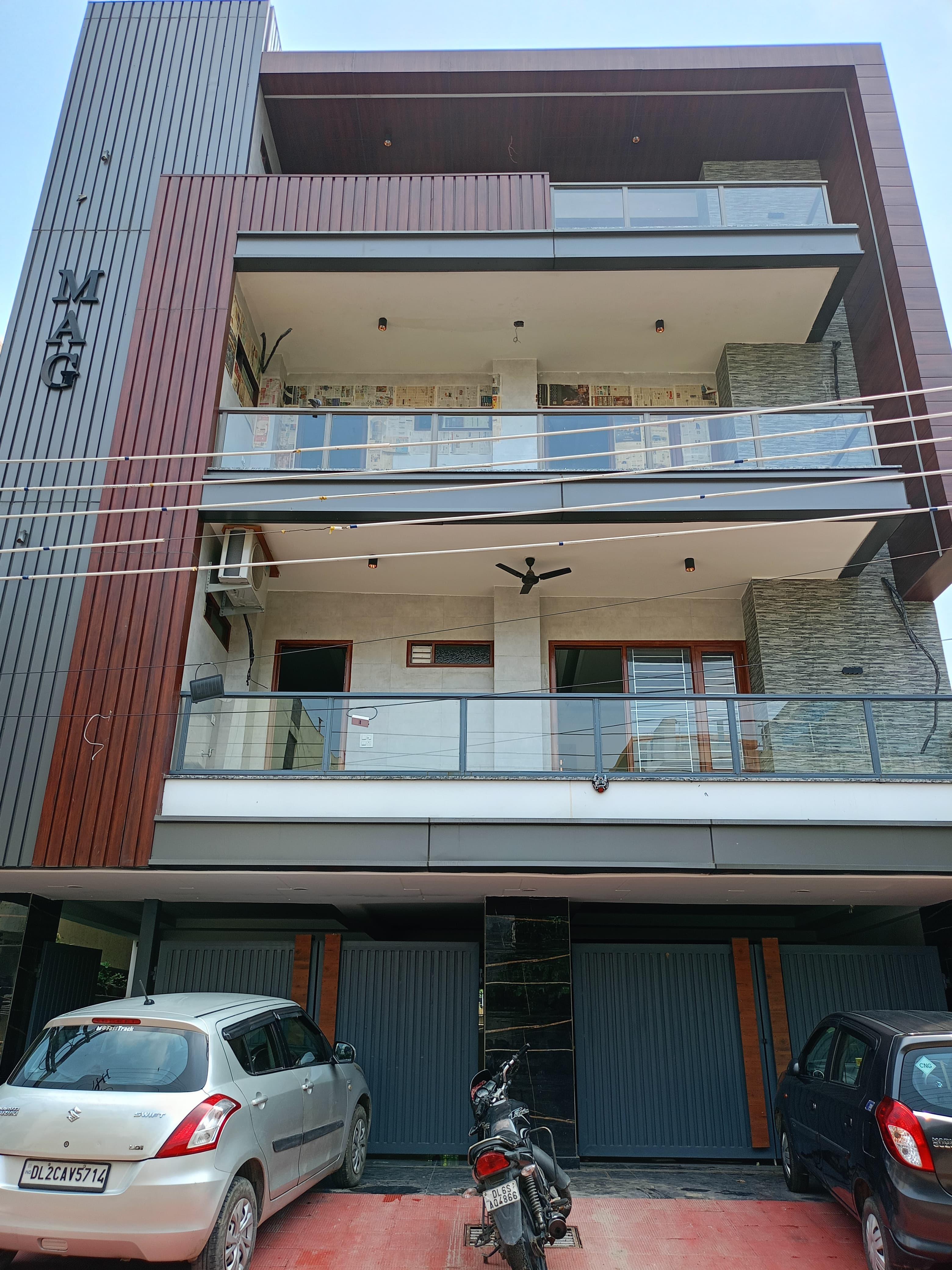 4 BHK Newly Built Property With Lift And Parking in Niti Khand Indirapuram Ghaziabad