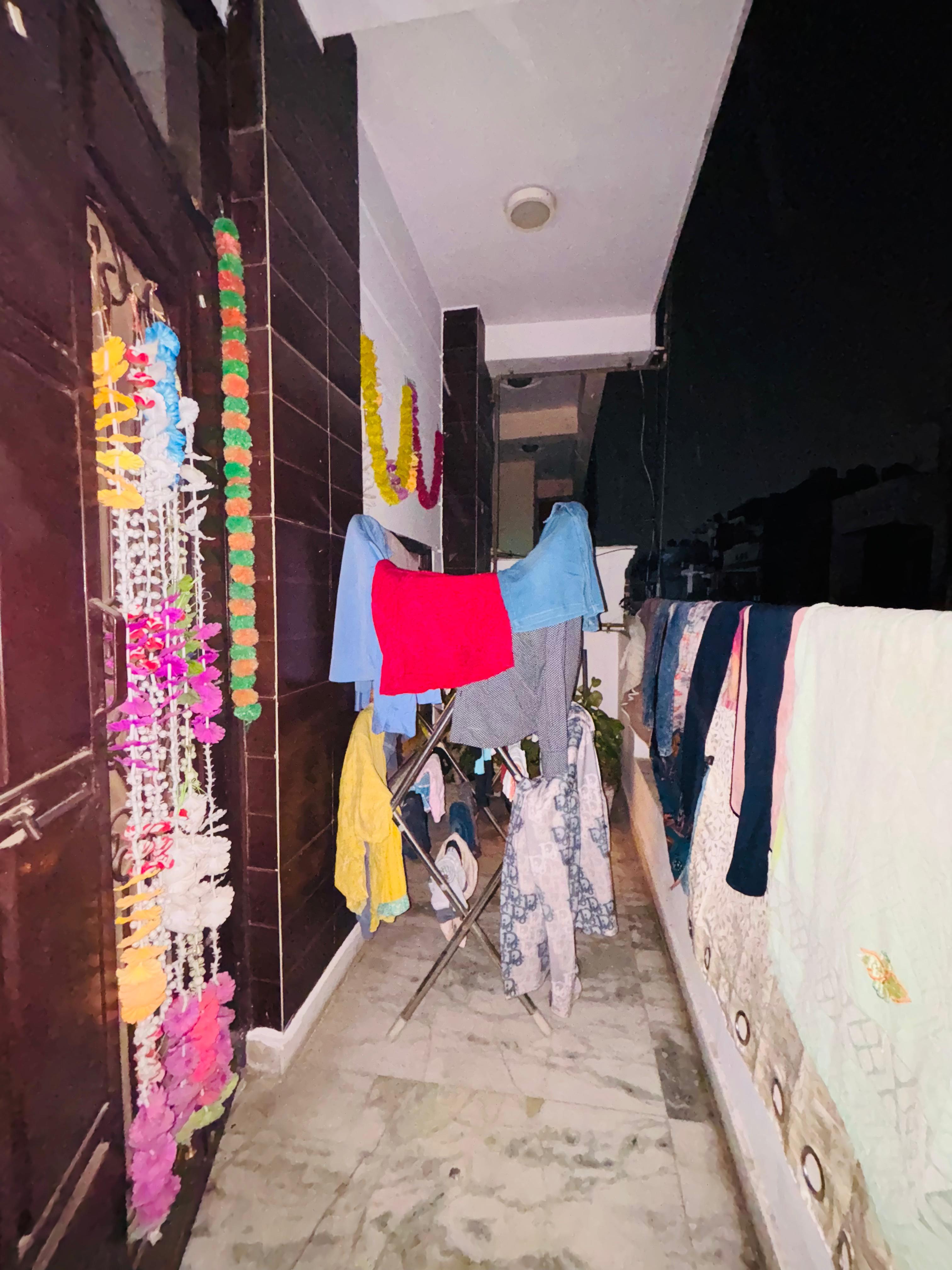 90 Meter 3 BHK Flat For Sale in Shakti Khand 4, Indirapuram